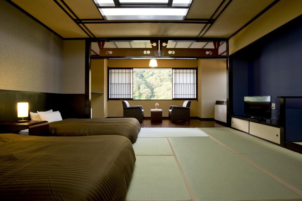 Takamiya Ryokan Beni Tozawa Rum bild