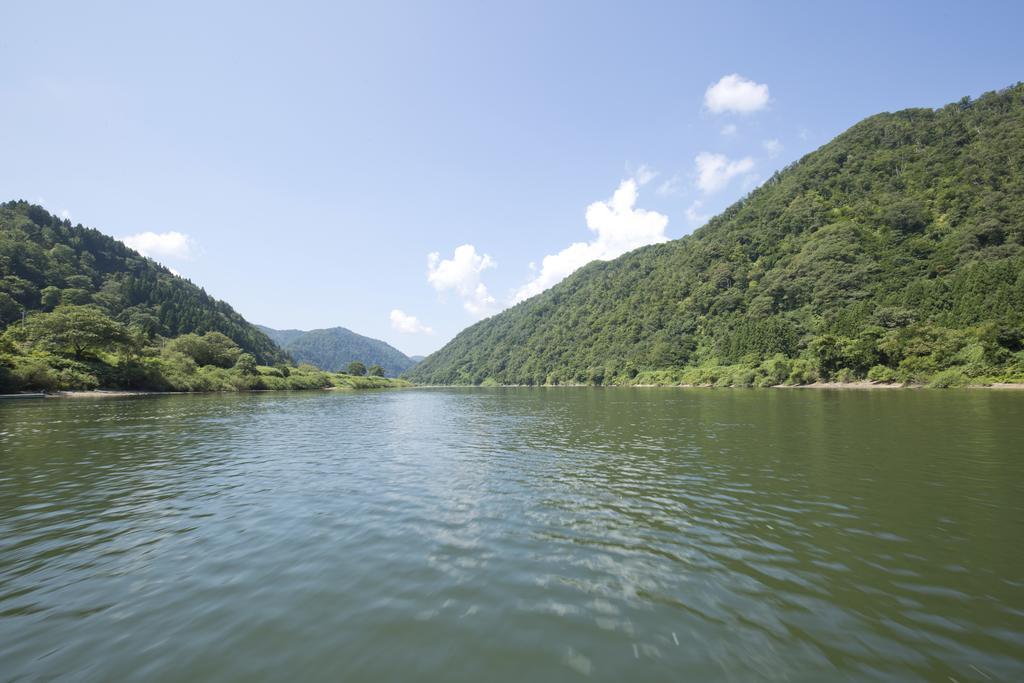 Takamiya Ryokan Beni Tozawa Exteriör bild